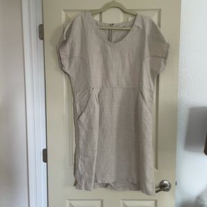 Woman’s lightweight dress, cool and comfortable